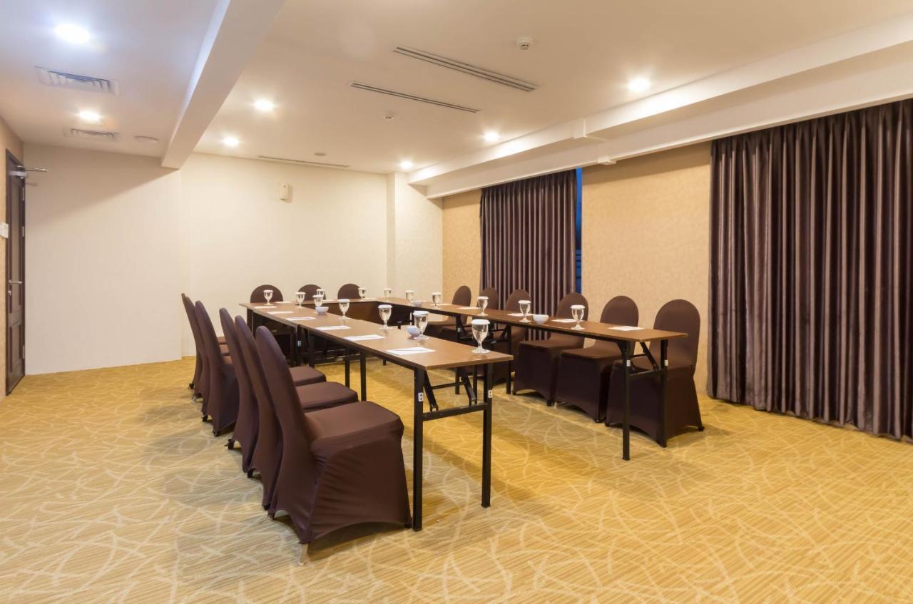 Grand Keisha Yogyakarta Hotel Kejayan Kültér fotó
