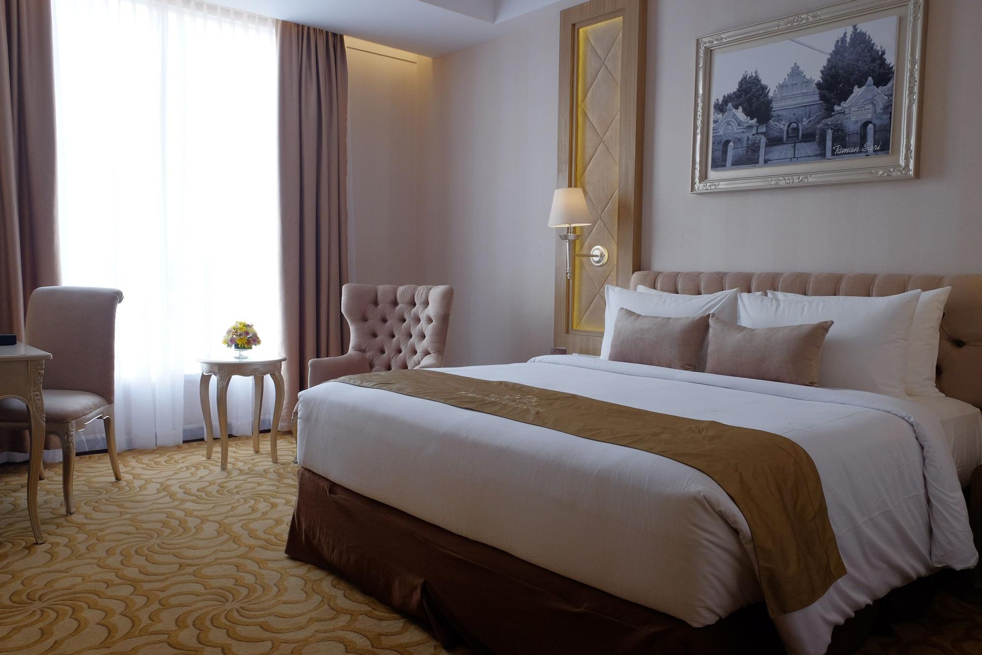 Grand Keisha Yogyakarta Hotel Kejayan Kültér fotó