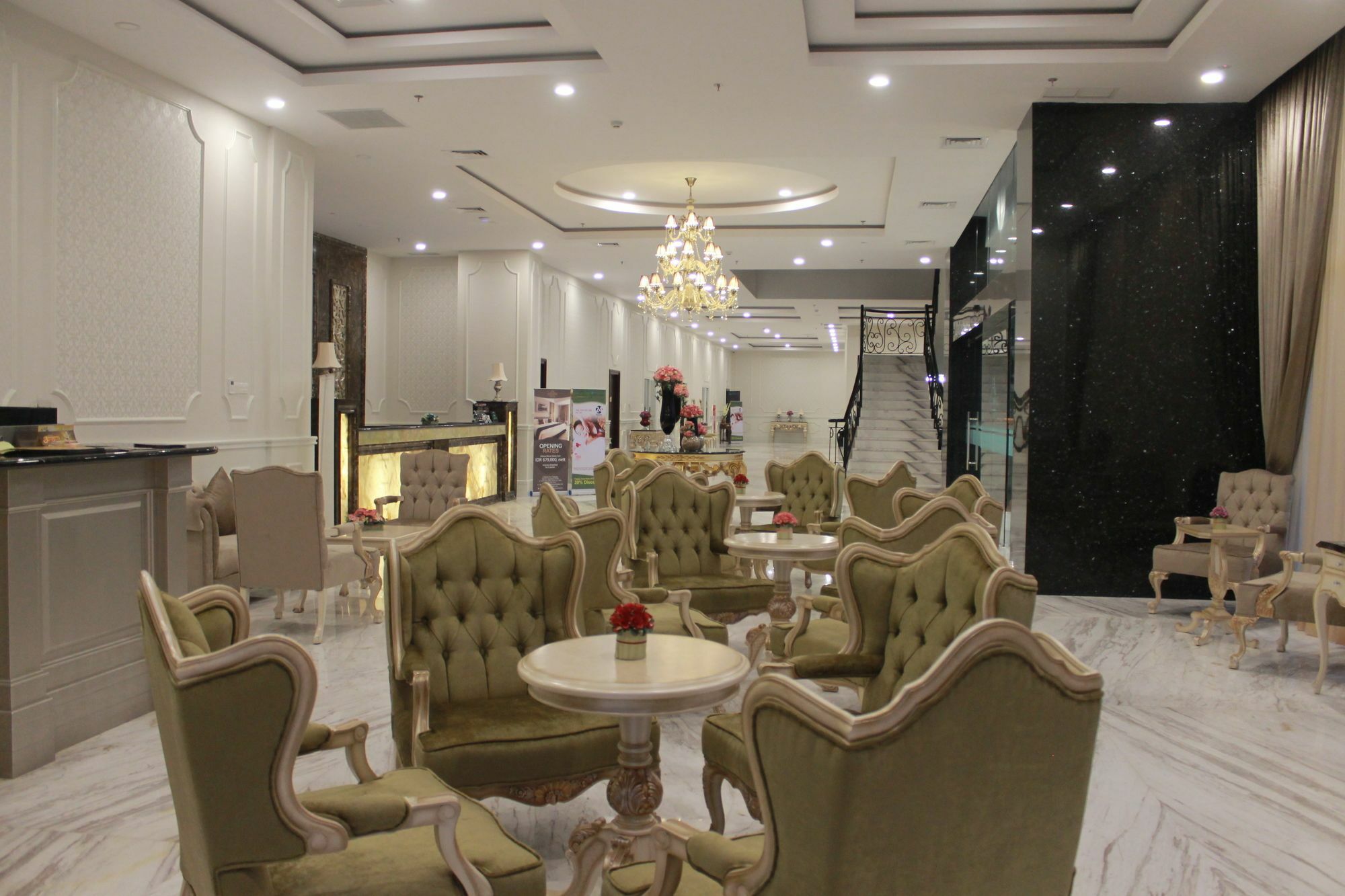 Grand Keisha Yogyakarta Hotel Kejayan Kültér fotó