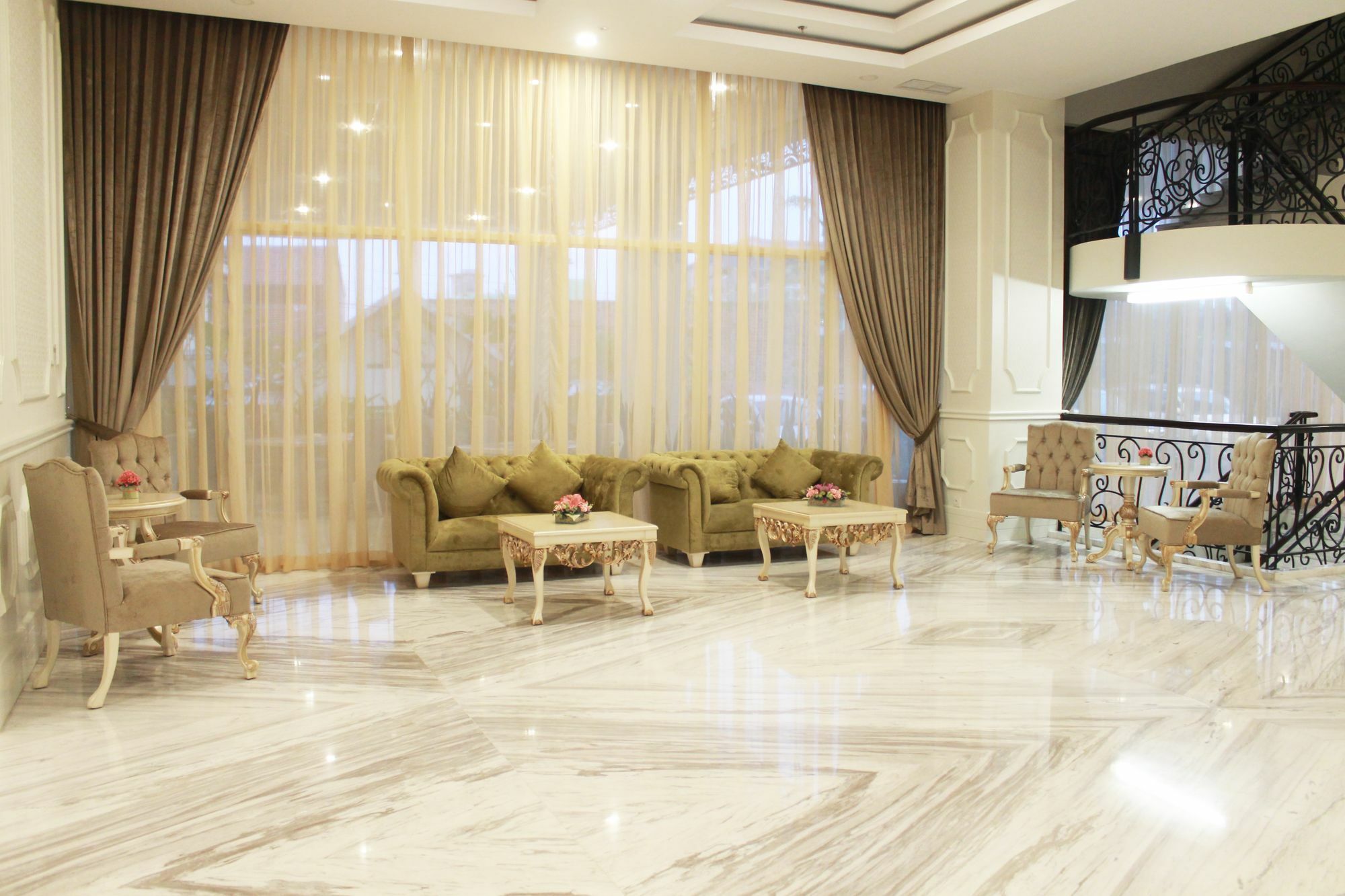 Grand Keisha Yogyakarta Hotel Kejayan Kültér fotó
